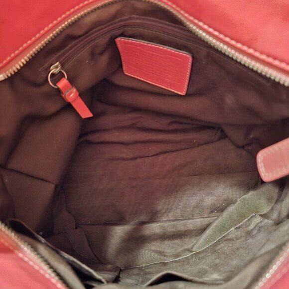 2009 Coach Y2K Hamptons Shoulder Bag in Thick Salmon Pink Pebbled Leather - Picture 10 of 11